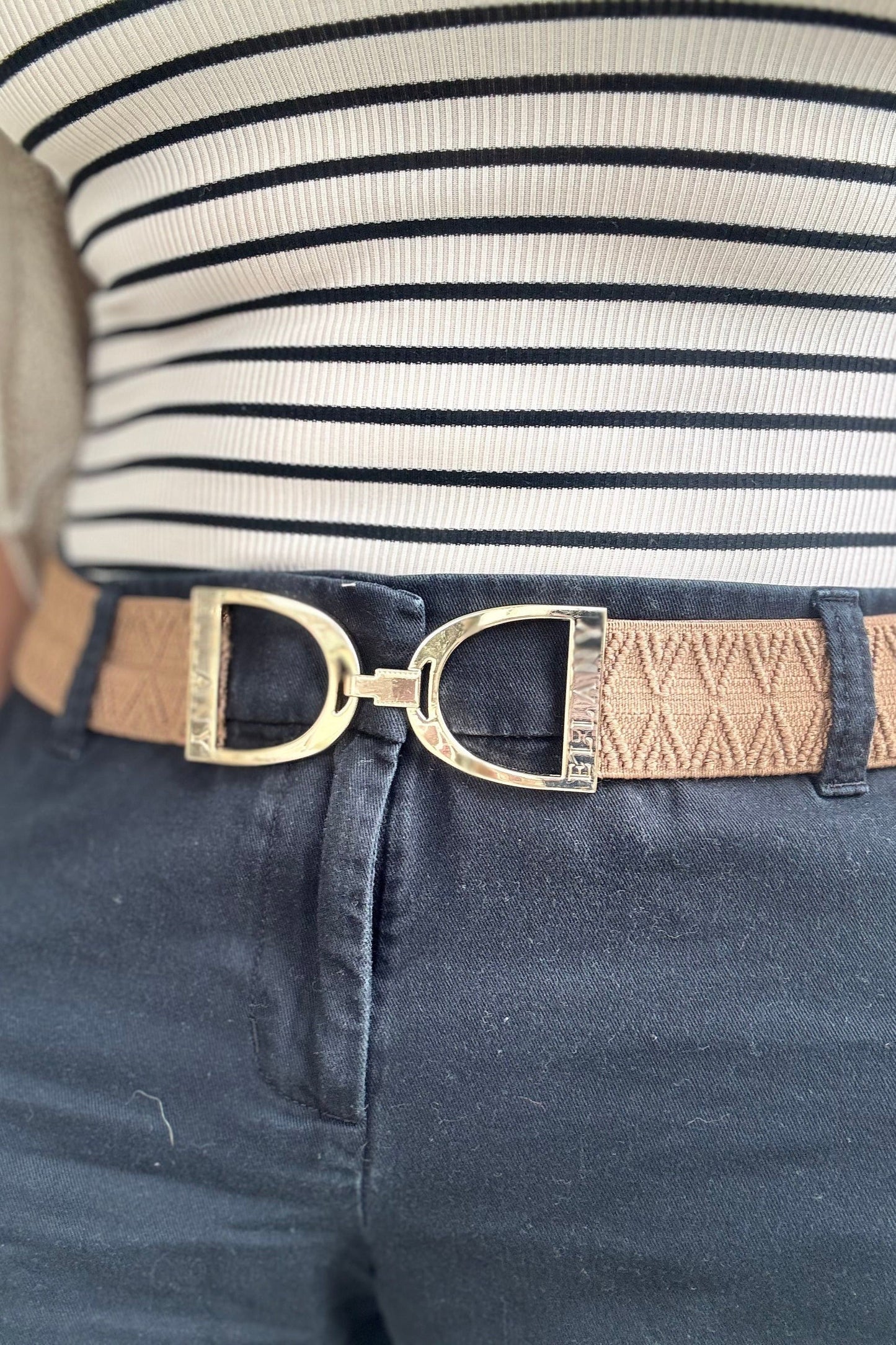 Ellany Caramel Dante - 1.5" Gold Stirrup Elastic Belt