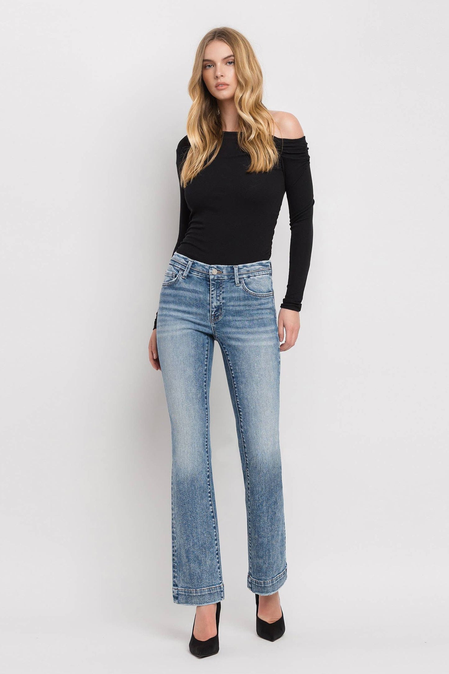 Mid Rise Seamless Waistband Bootcut Jeans