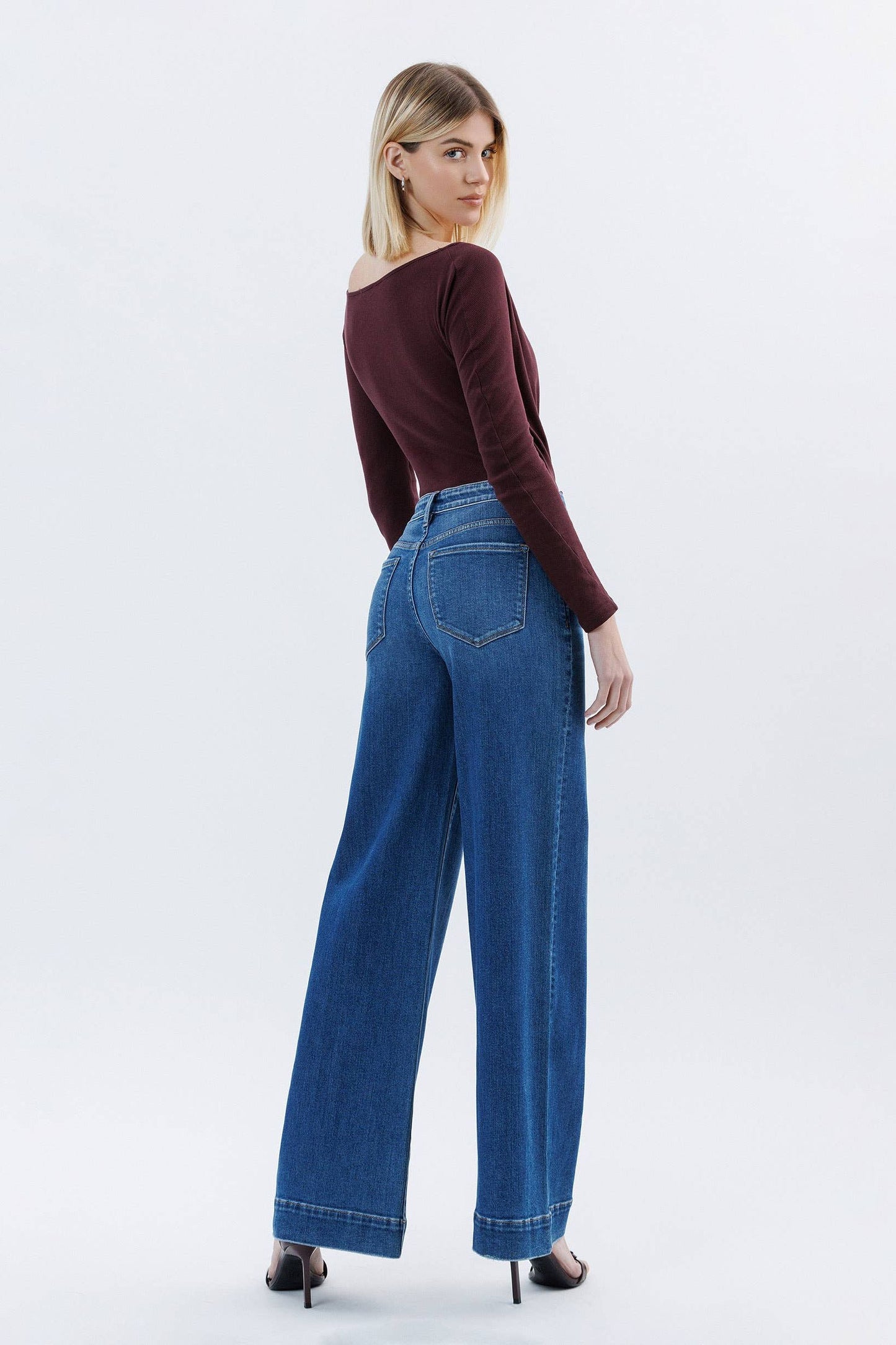HIGH RISE TROUSER HEM EXTREME WIDE LEG JEANS F6014