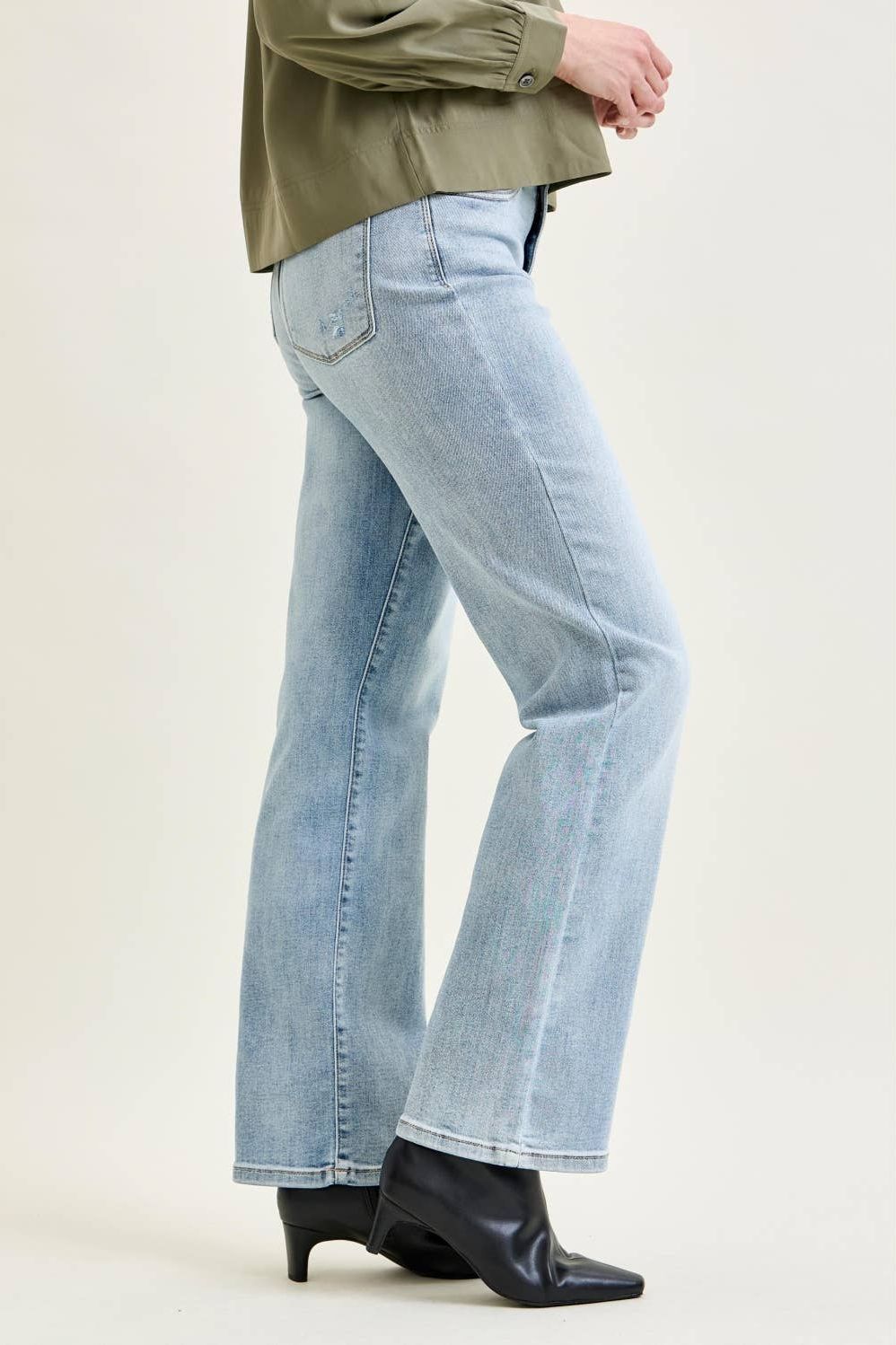Judy Blue Parker High-Rise Straight Jeans