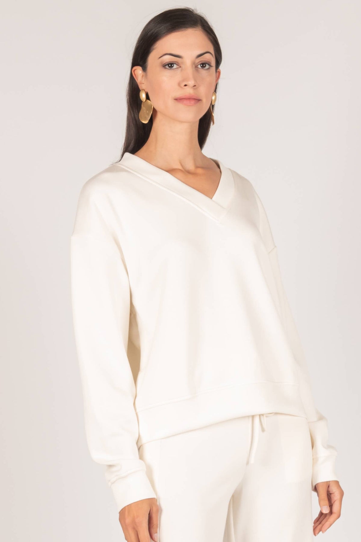 Tessa Scuba Modal V-Neck Pullover