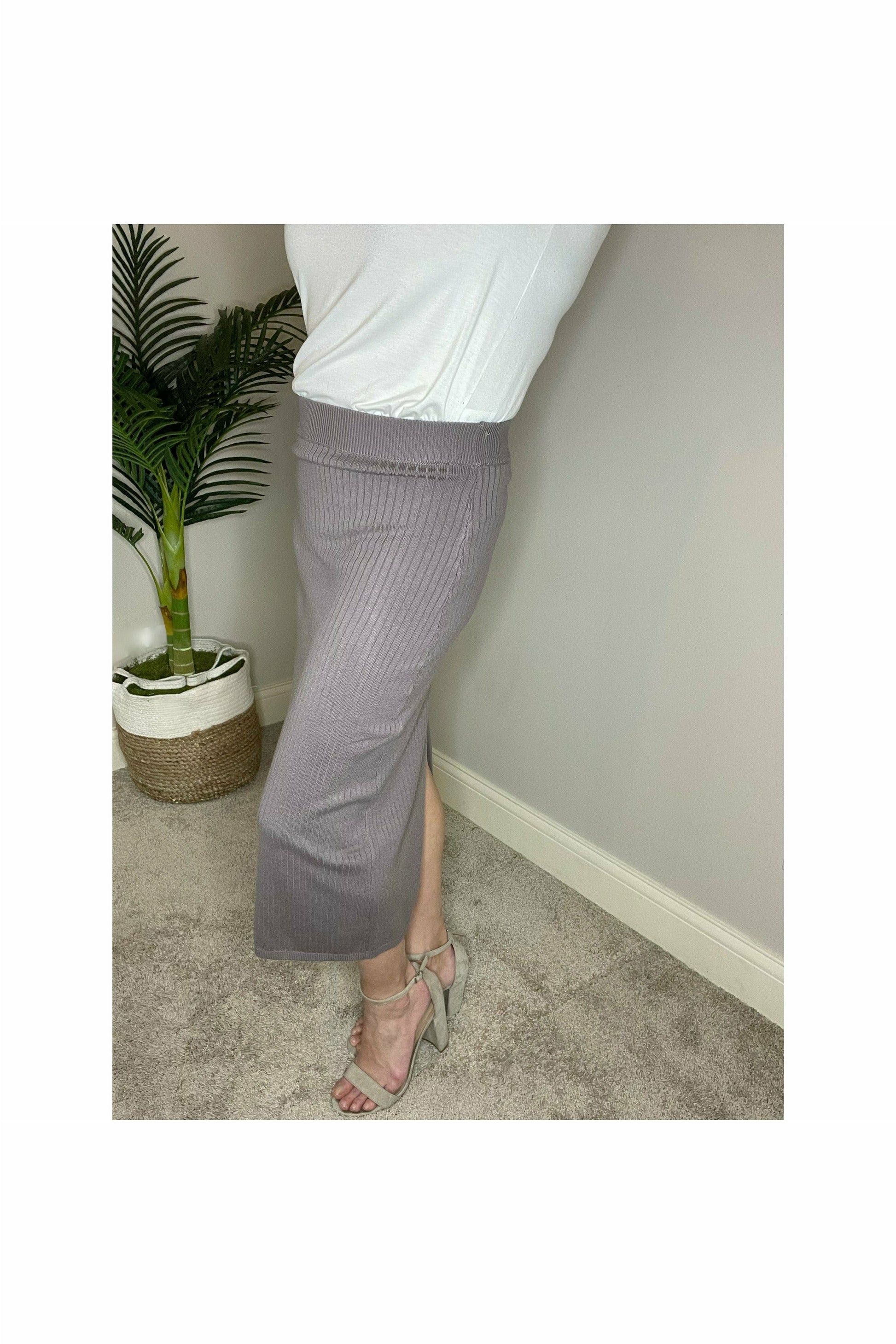Ribbed Sweater Skirt - Sunshine & Ivy Boutique